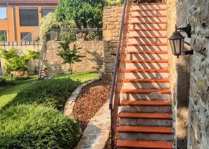 House Calla, House With A View, Near Piran Hébergement de vacances